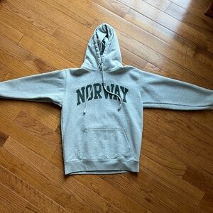 Brandy Melville ‘Norway’ Hoodie